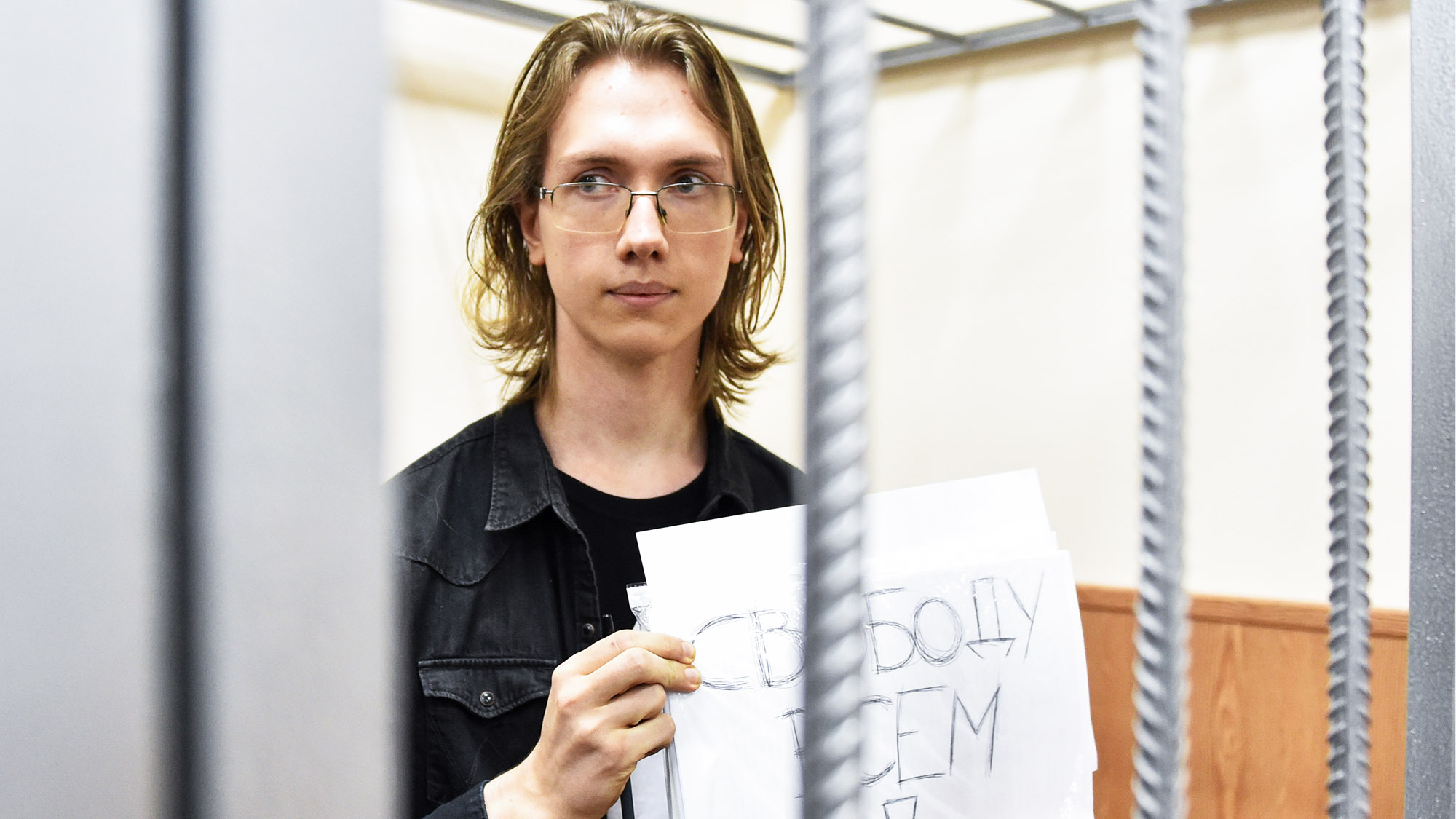 Отчислили из бауманки. Отчислили из бауманки. Отчисление студента мем. Отчисление из бауманки за физру. Заявление об отчислении мгту им баумана.