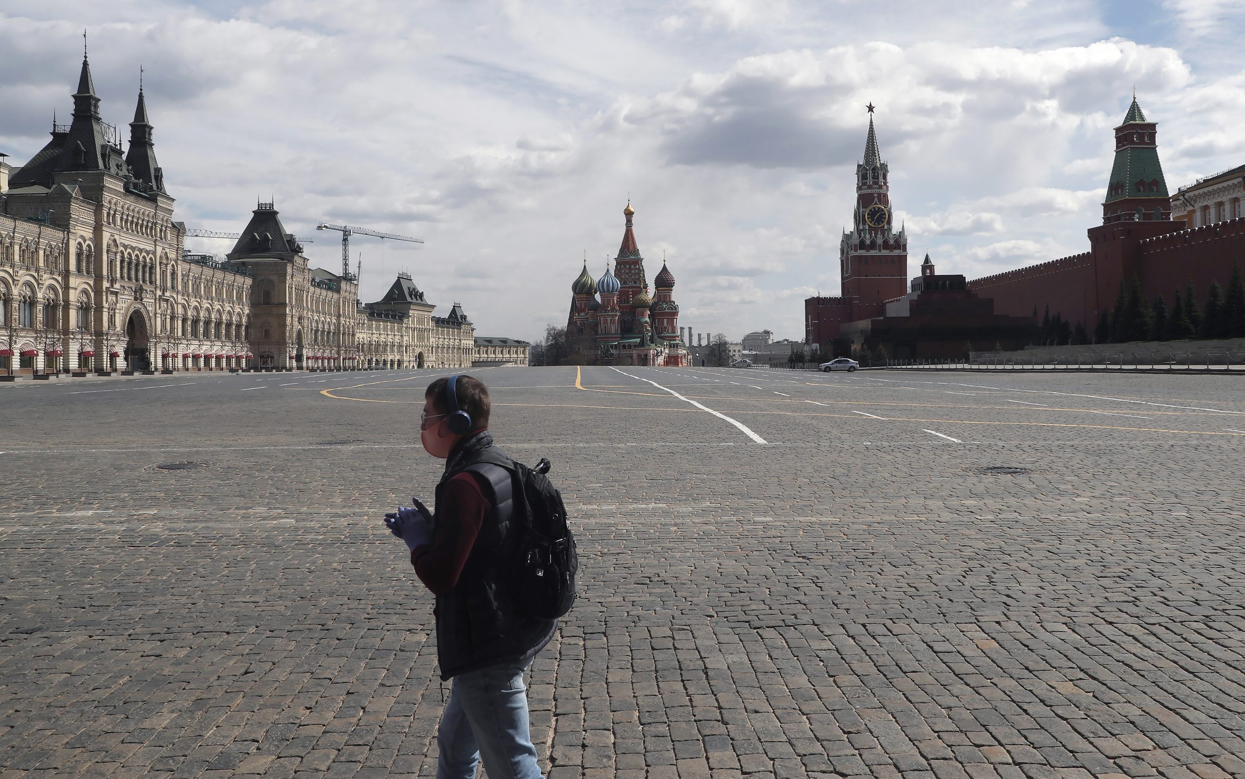 Московский ответить. Covid Москва. В России Covid красная площадь. Красная площадь ограничения сегодня. Лимита в Москве фото.