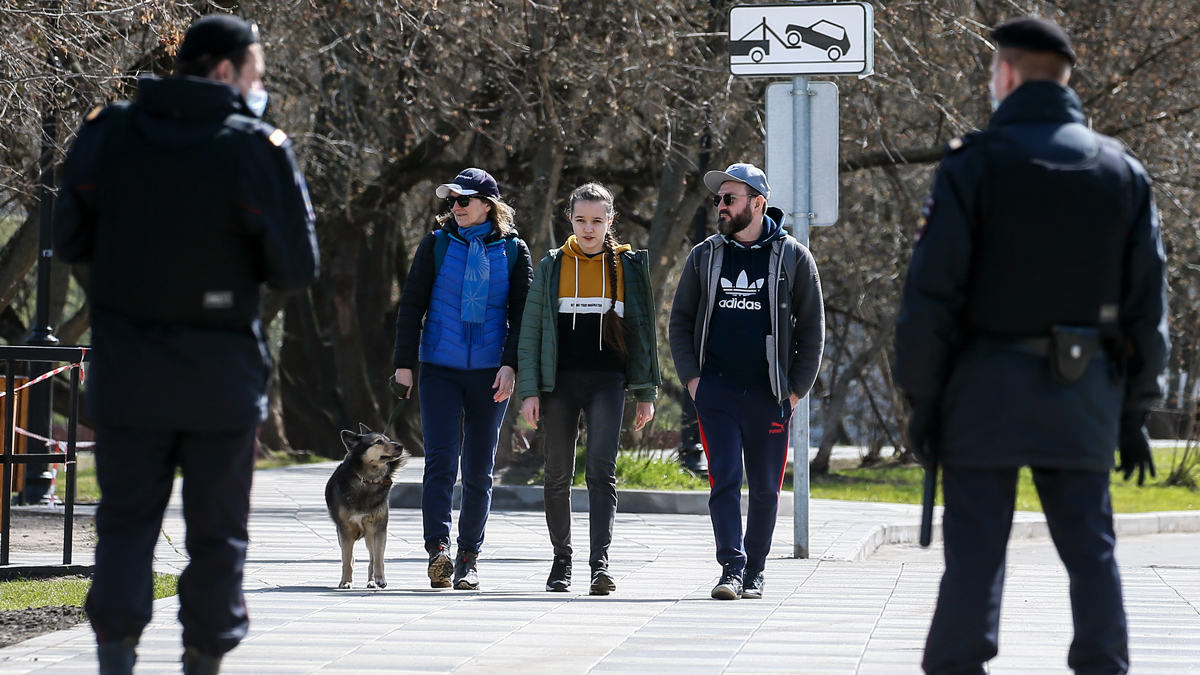 Московское МВД отправило сотрудников угрозыска и внутренней службы  патрулировать улицы. Сил ППС недостаточно